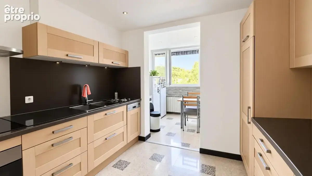 Toulon valbertand - appartement  4 pièces  - superficie  72m² - - photo 5