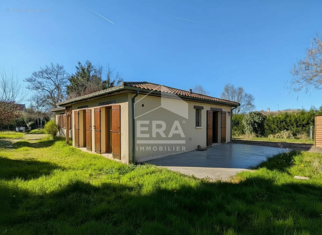 Maison à MONTPON-MENESTEROL