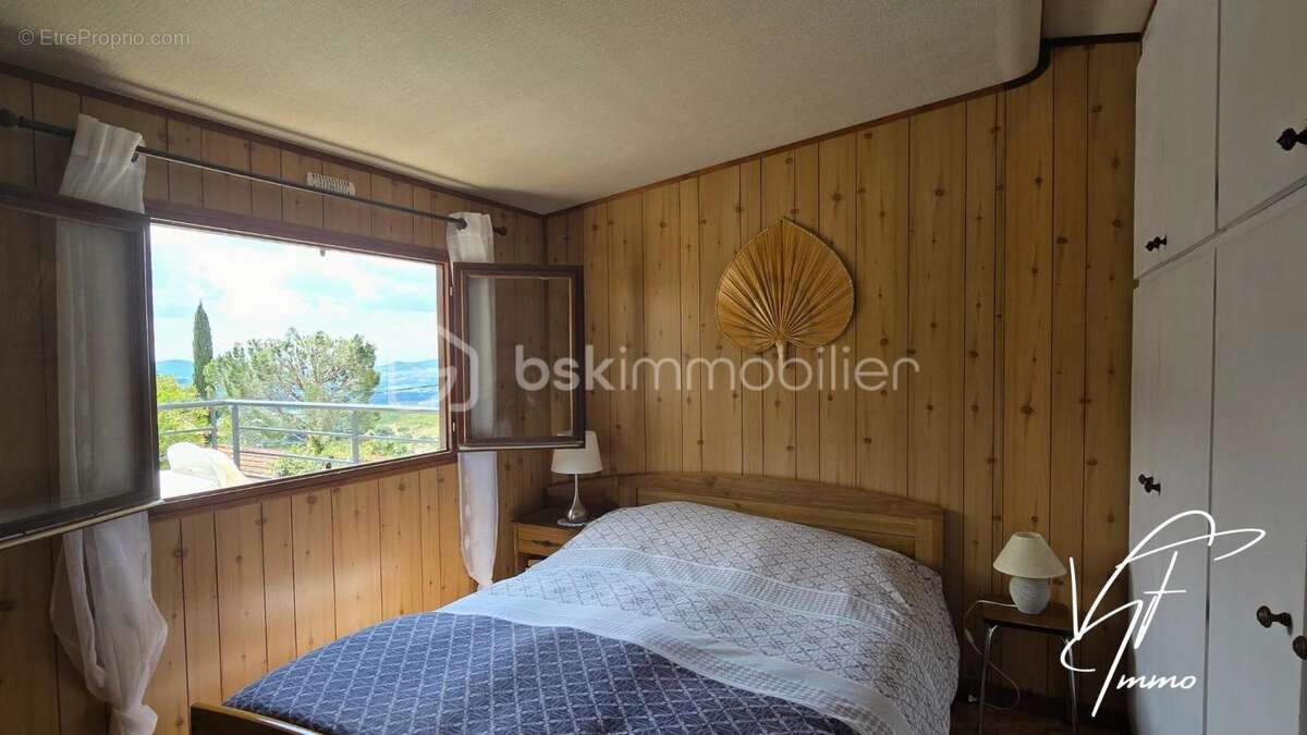 Maison à LE CASTELLET