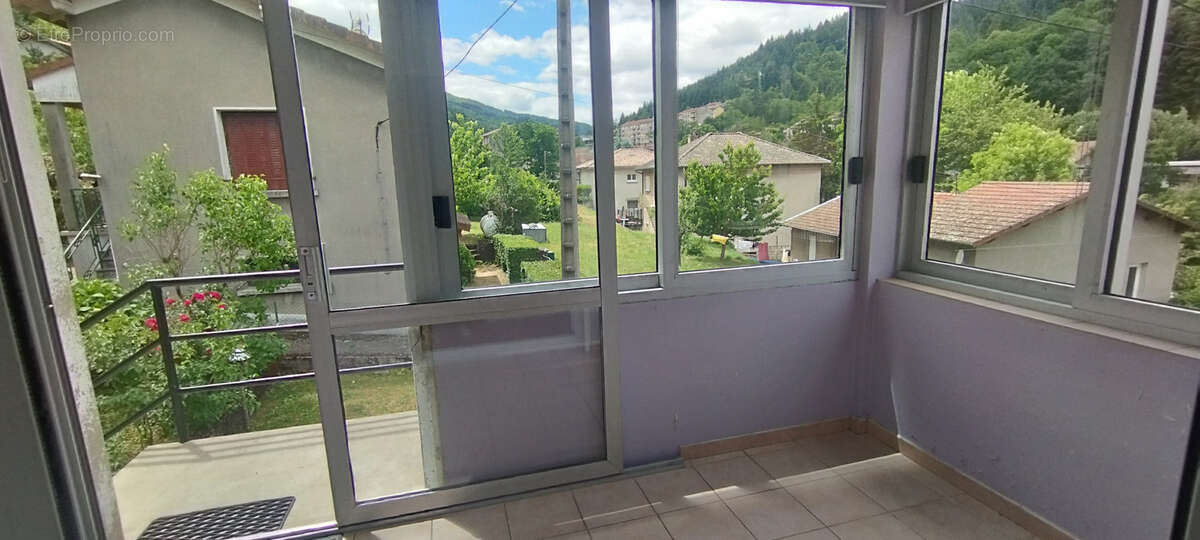 Maison à LE CHEYLARD