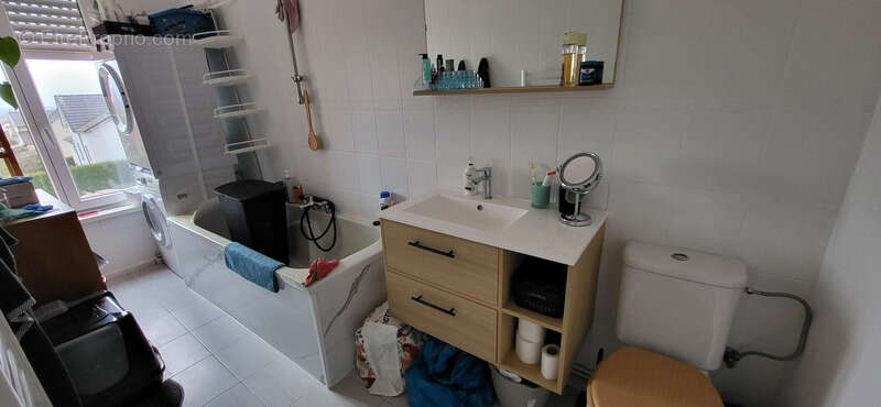 Appartement à AUDUN-LE-ROMAN