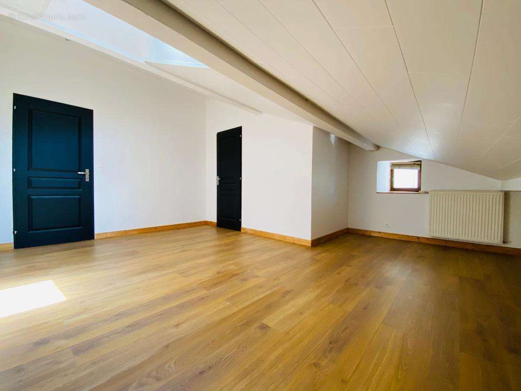 Appartement à VOIRON