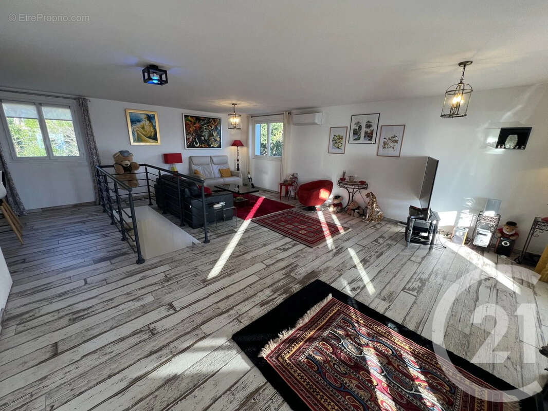 Maison à SAN-MARTINO-DI-LOTA