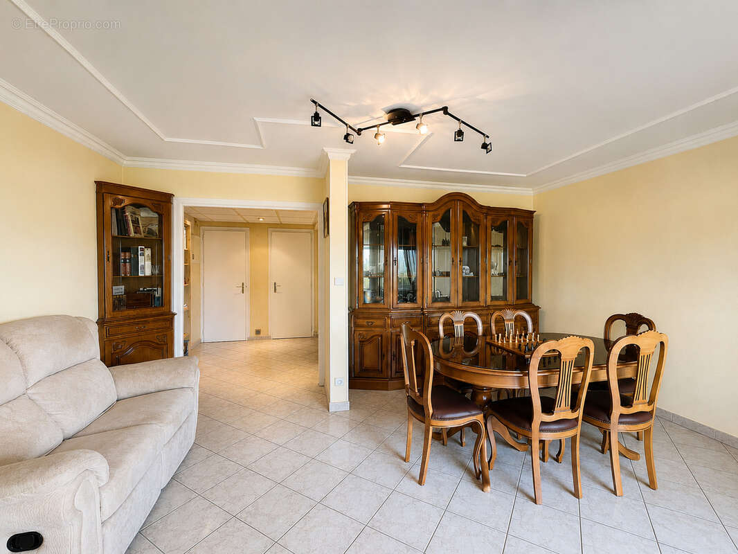 Grand T3 traversant de 79,39 m2 (loi Carrez) avec vue ! - photo 6