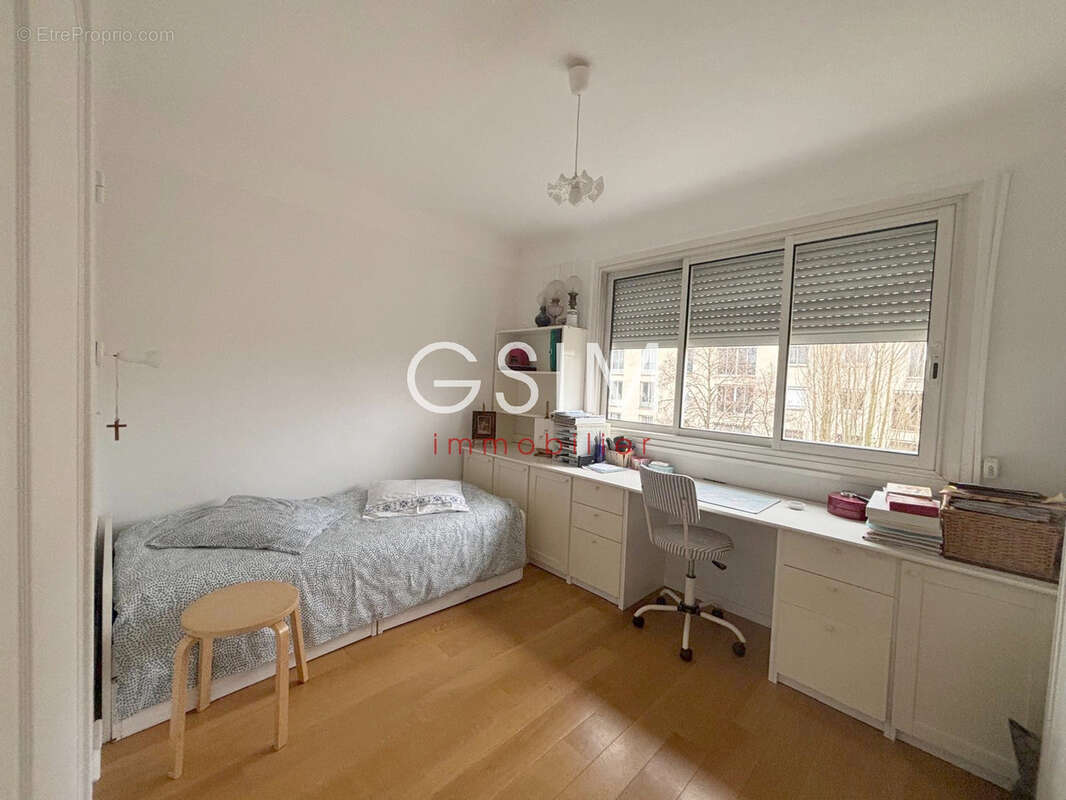 Appartement à VILLE-D&#039;AVRAY