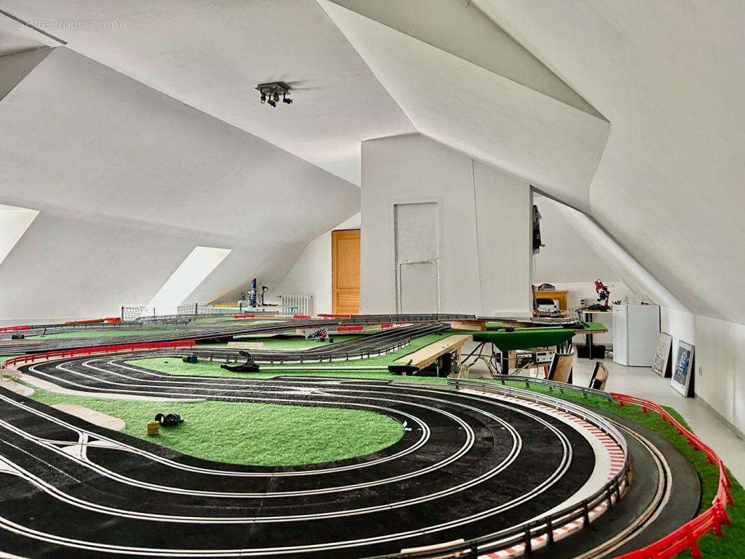 Maison à BAZOCHES-LES-BRAY