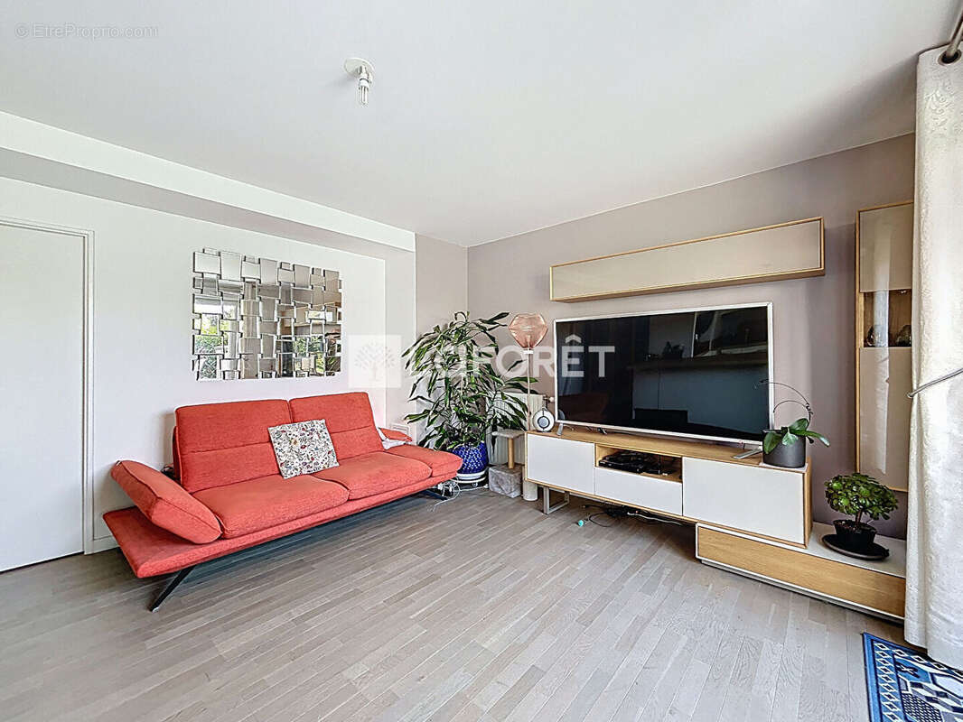 Appartement à CROISSY-SUR-SEINE