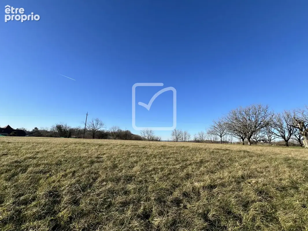 Terrain constructible 4157 m2 - photo 2