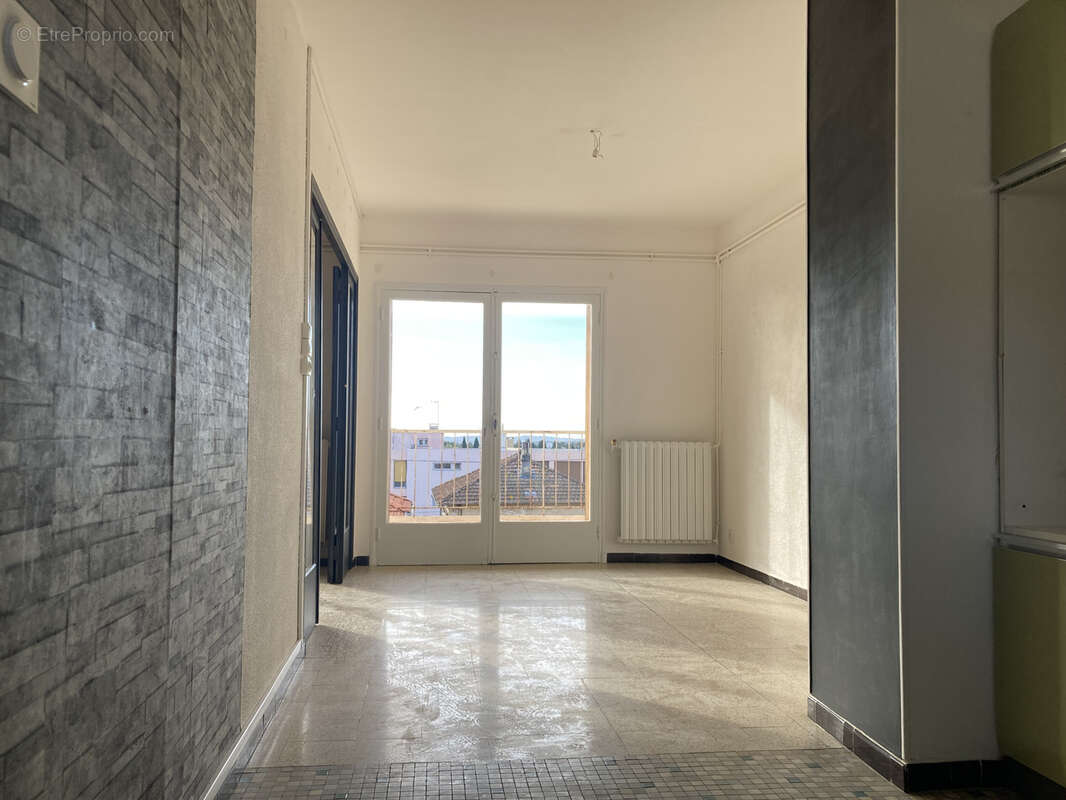 Appartement à HYERES