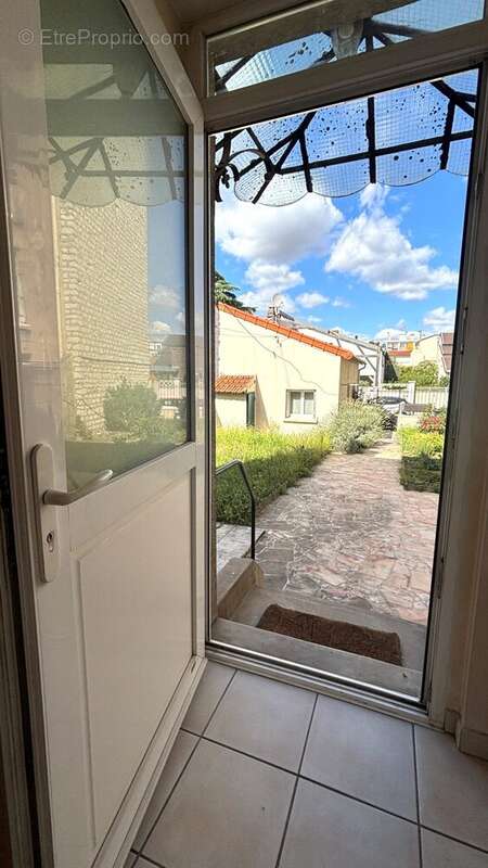 Appartement à MAISONS-ALFORT