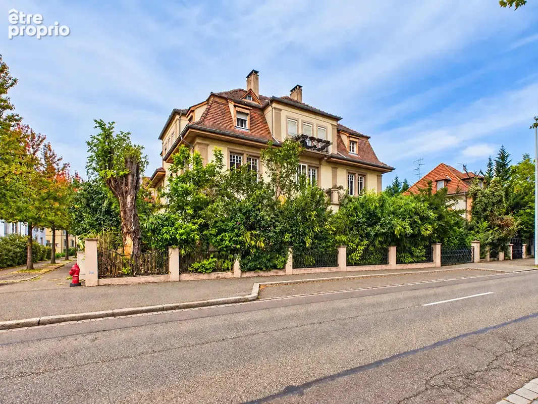 QUARTIER DES XV - Appartement F6 de 153 m² avec une terrasse et 3 balcons - photo 16