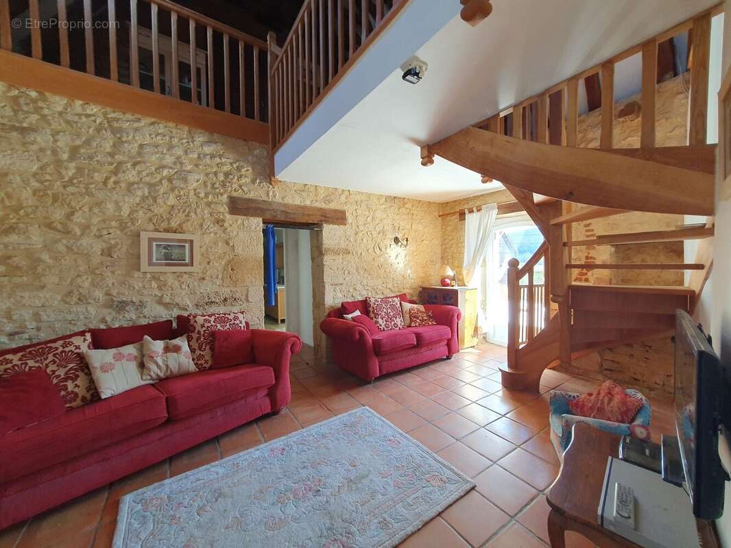 Maison à TREMOLAT