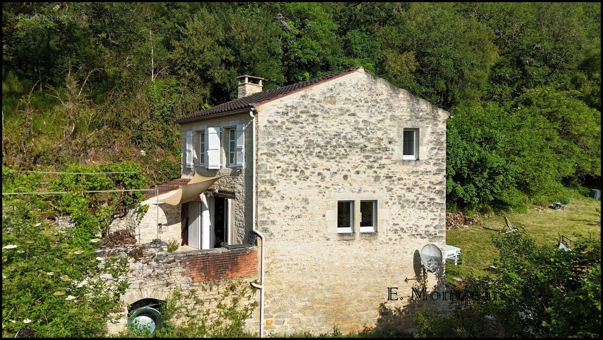 Maison à CATUS
