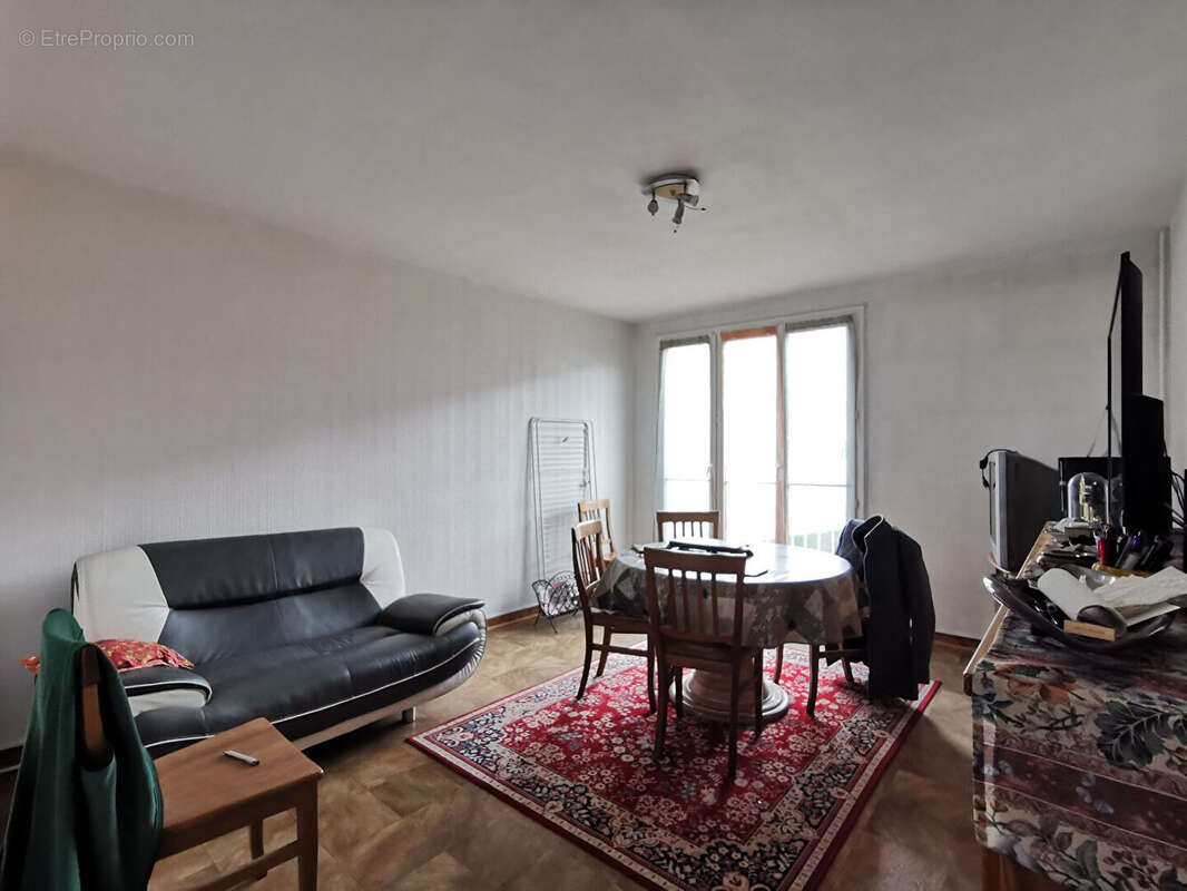 Appartement à MONTIGNY-LES-CORMEILLES