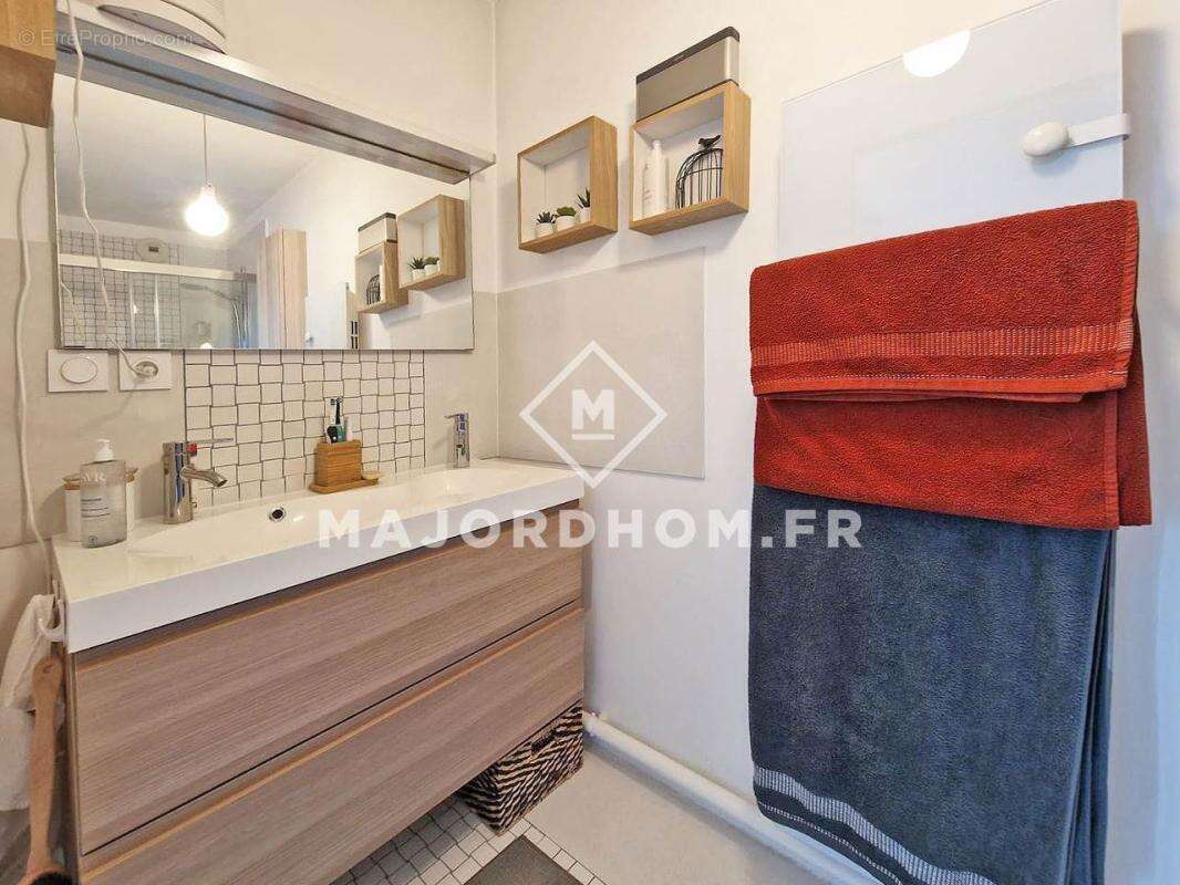 Vente Type 4 dernier étage terrasse de 35 m2 calme vue dégagée 13010 - photo 15