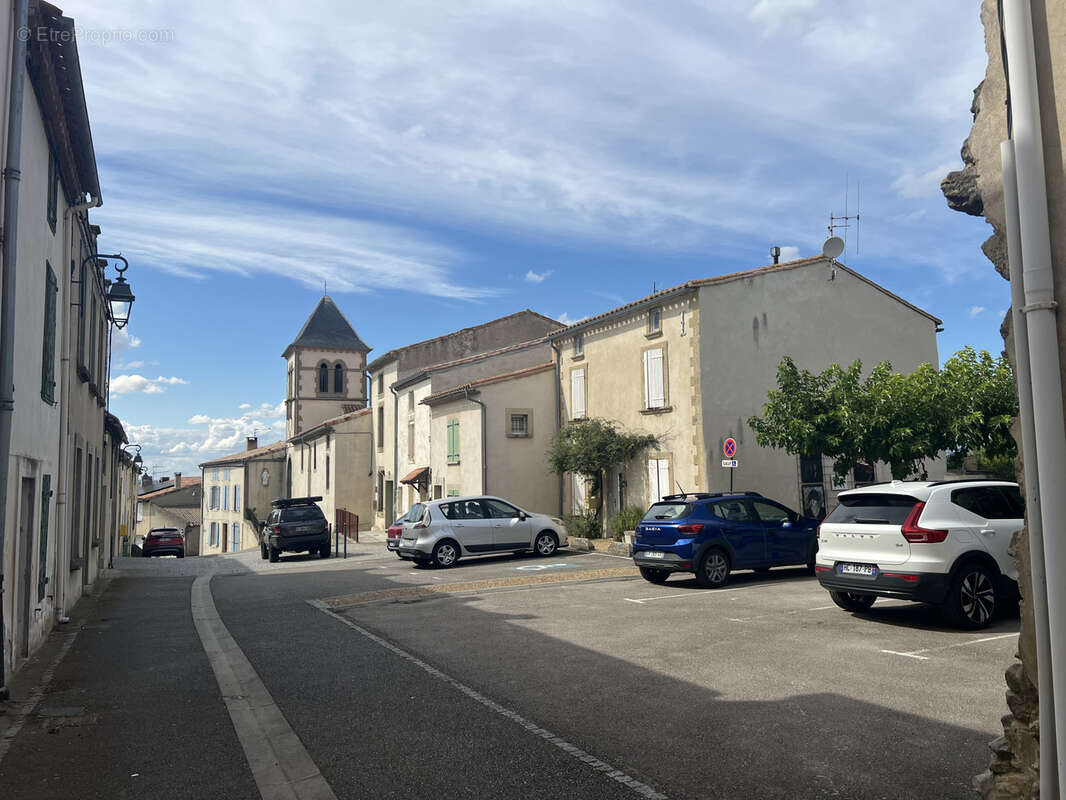 Maison à VILLESISCLE