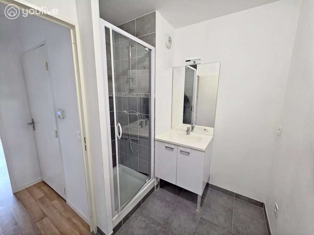 Appartement à CHARTRES-DE-BRETAGNE