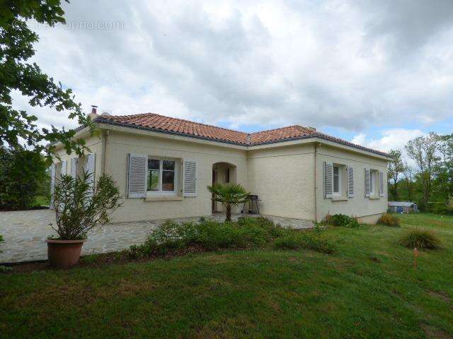 Maison à SAINT-HILAIRE-DE-CLISSON