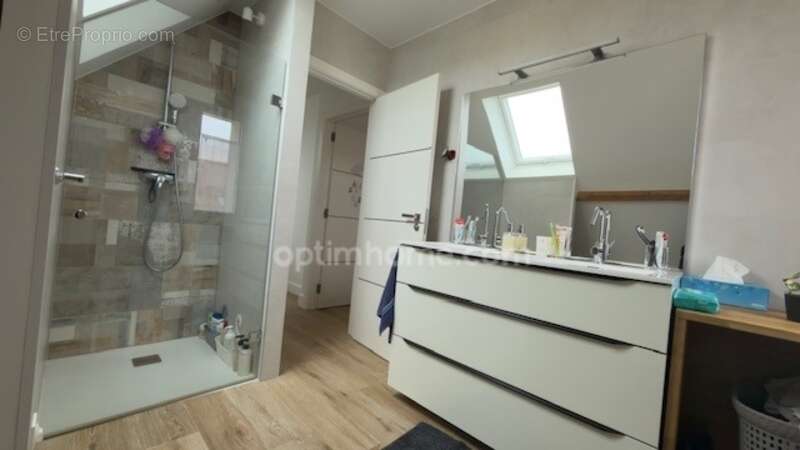 Maison familiale rénovée avec prestations haut de gamme – DPE A – Piscine chauffée– Environnement privilégié  - photo 14