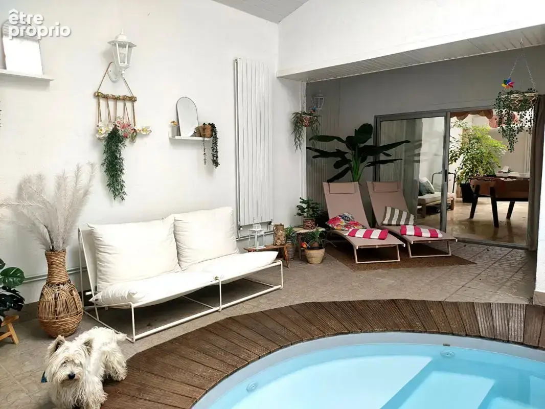 Propriete - 350 m² - 9 pieces - parc avec dependances - photo 8