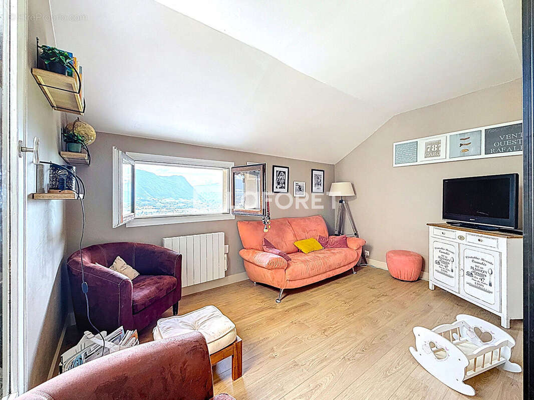 Appartement à SAINT-BALDOPH