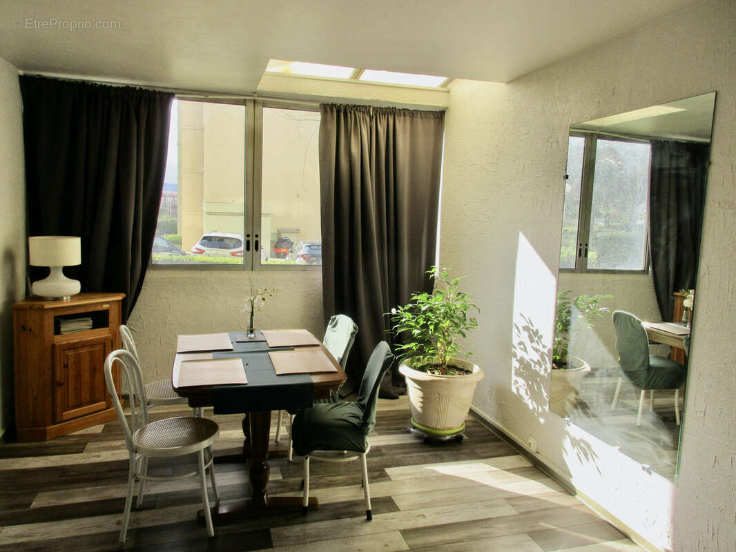 Appartement à MARSEILLE-10E