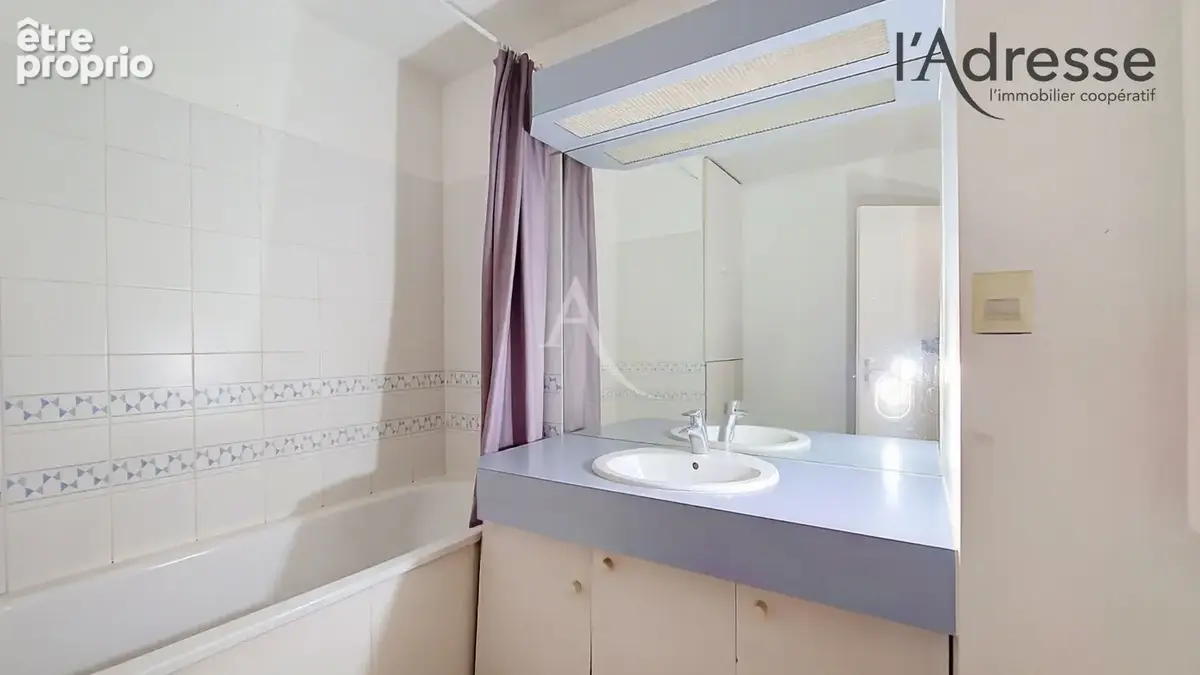 PUTEAUX/ Proche la Défense - Appartement 3 pièces de 70m² avec 2 Terrasses, Cave et Parking - photo 10
