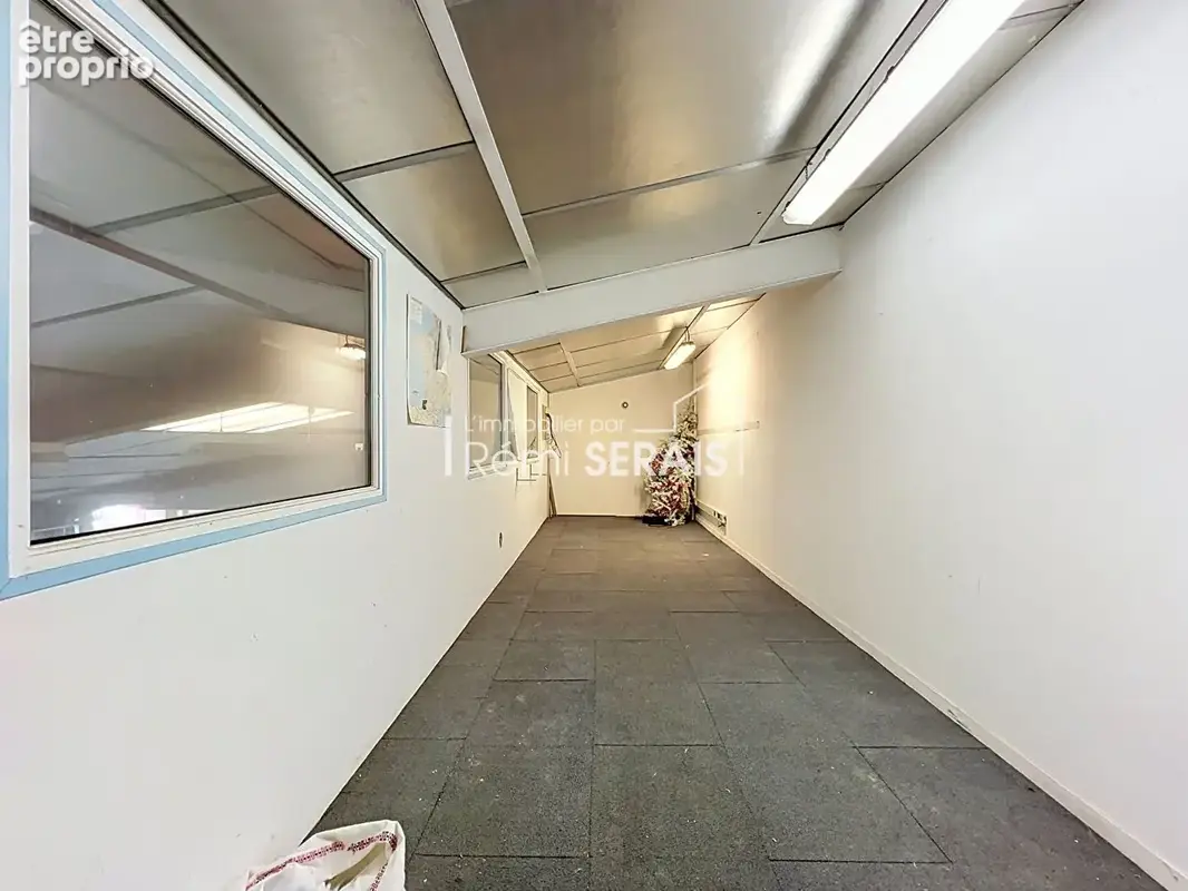 EXCLUSIVITÉ RÉMI SERAIS - Un ensemble professionnel idéalement situé à TRUN - photo 9