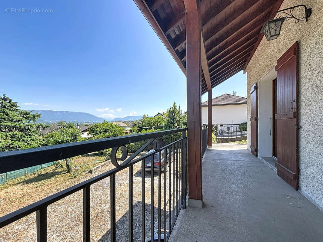 Rumilly - Maison de 115m2 - à rénover sur une parcelle de 1200m2 - photo 6