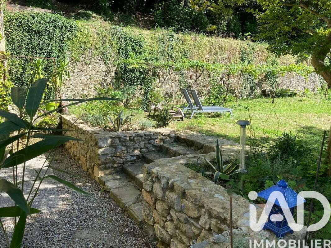 Maison 718 m² à Cliousclat  - photo 5