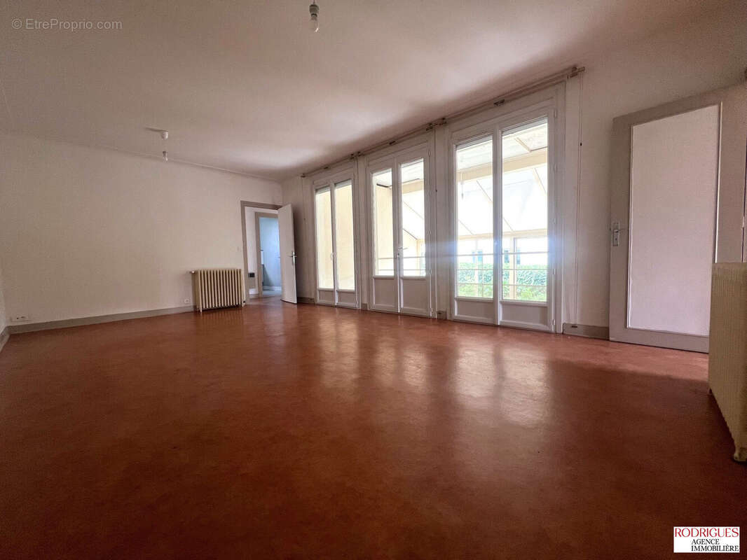 Maison 101 m² à Poitiers  - photo 2
