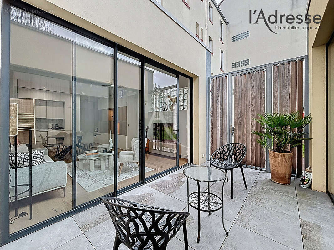 Appartement à SURESNES