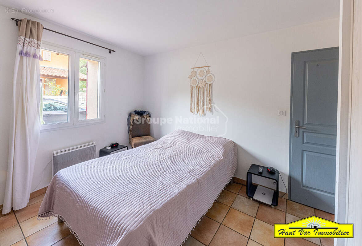 Maison à VINON-SUR-VERDON