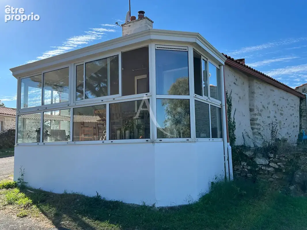 Maison - Saint Julien Des Landes - photo 9
