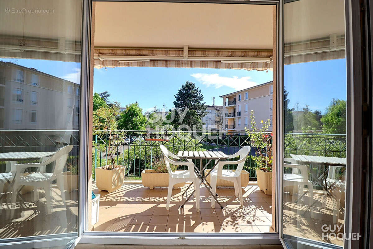 Appartement à CRAPONNE