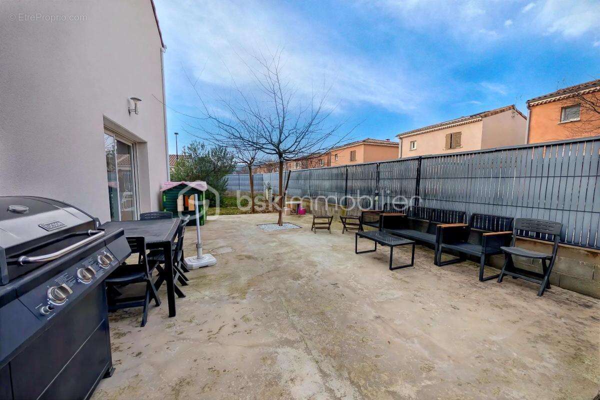 Maison à CHATEAUNEUF-DU-RHONE