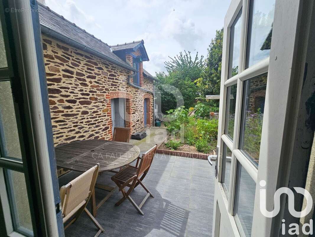 Photo 3 - Maison à SAINT-MEEN-LE-GRAND