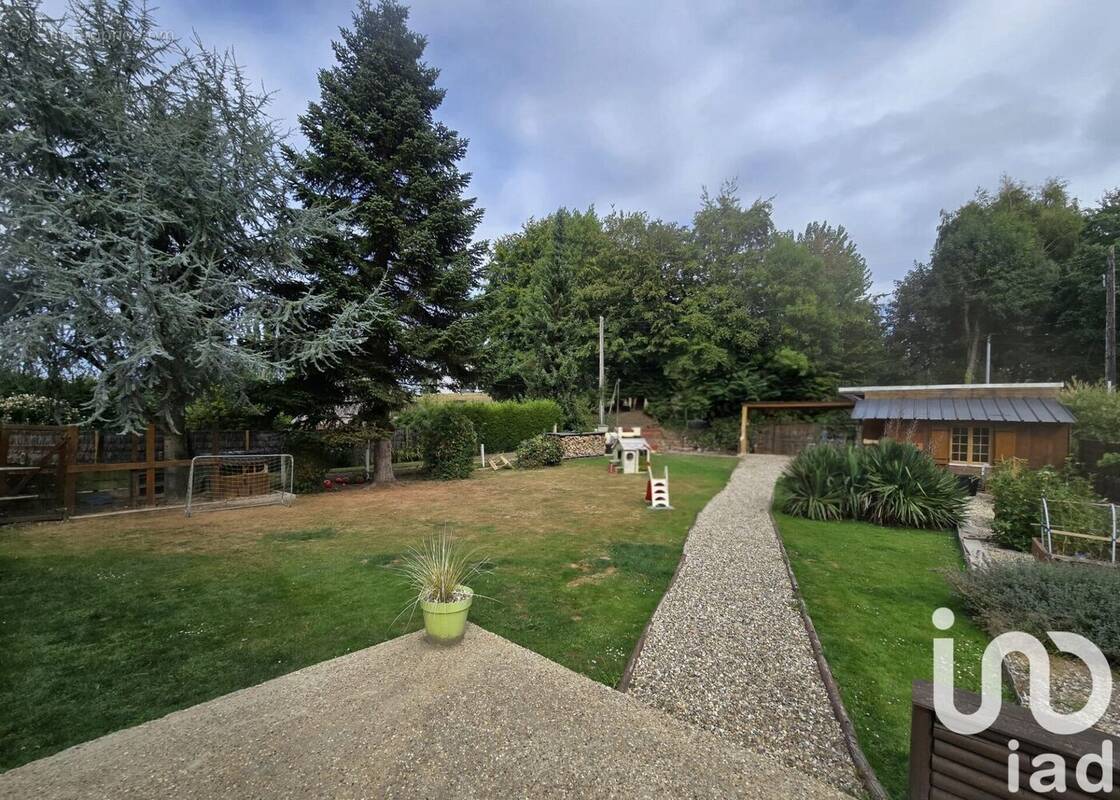 Photo 1 - Maison à SAINT-EUSTACHE-LA-FORET