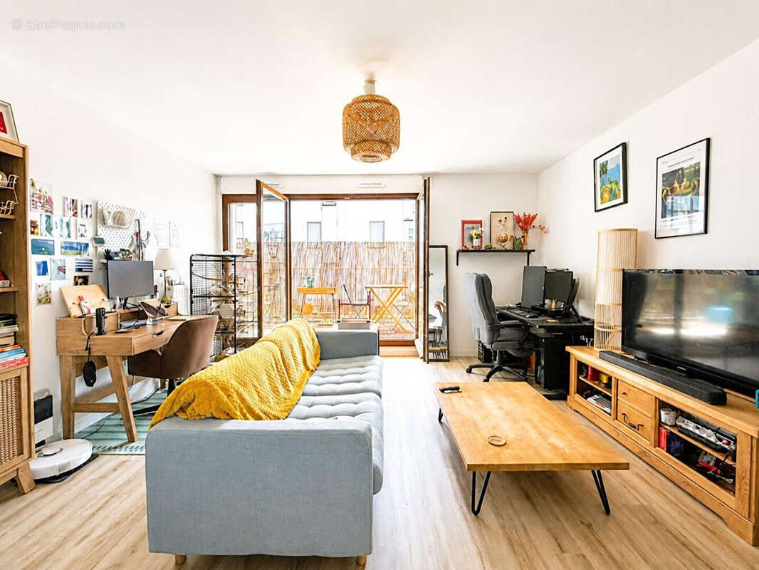 Appartement à IVRY-SUR-SEINE
