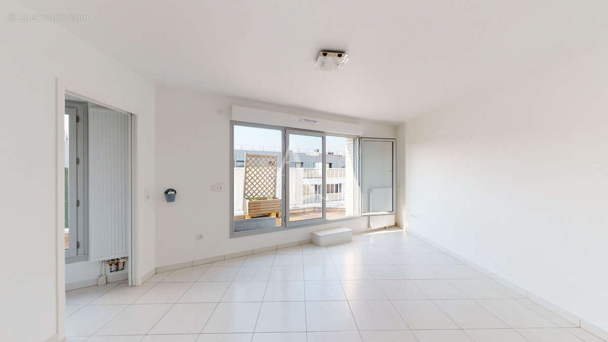 Appartement Asnières Sur Seine 3 pièces 63.44 m2 avec terrasse, cave et parking. - photo 6