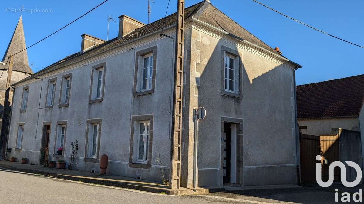 Photo 2 - Maison à SAINT-LEGER-MAGNAZEIX