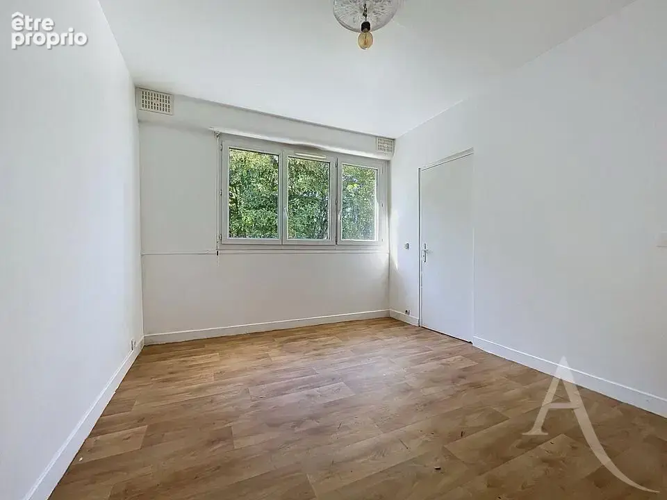 Appartement F4 avec balcon, 3 chambres et DPE C à Aubergenville - photo 7