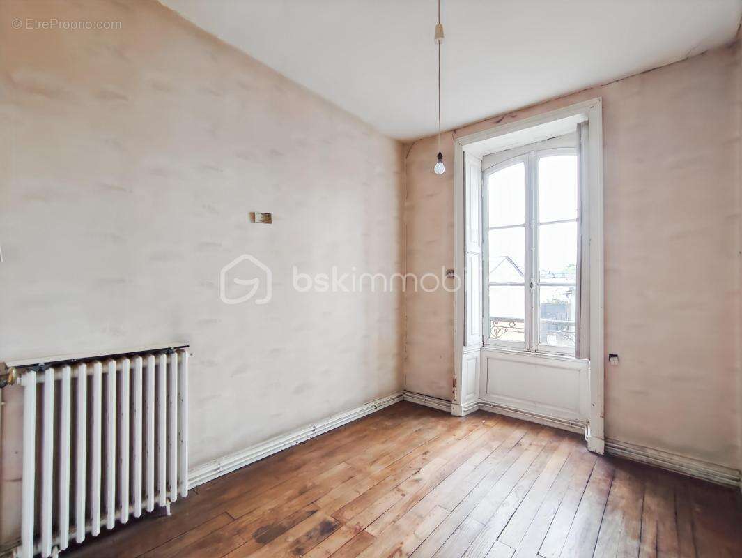 Maison à JANZE