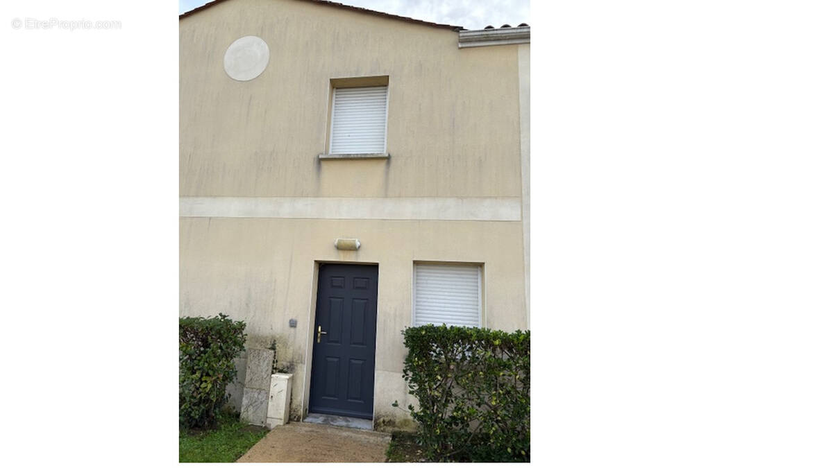 Maison à VILLENAVE-D&#039;ORNON