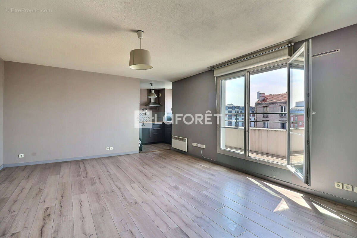 Appartement à SAINT-OUEN