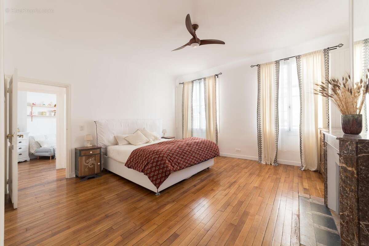 Photo 9 - Appartement à PARIS-16E