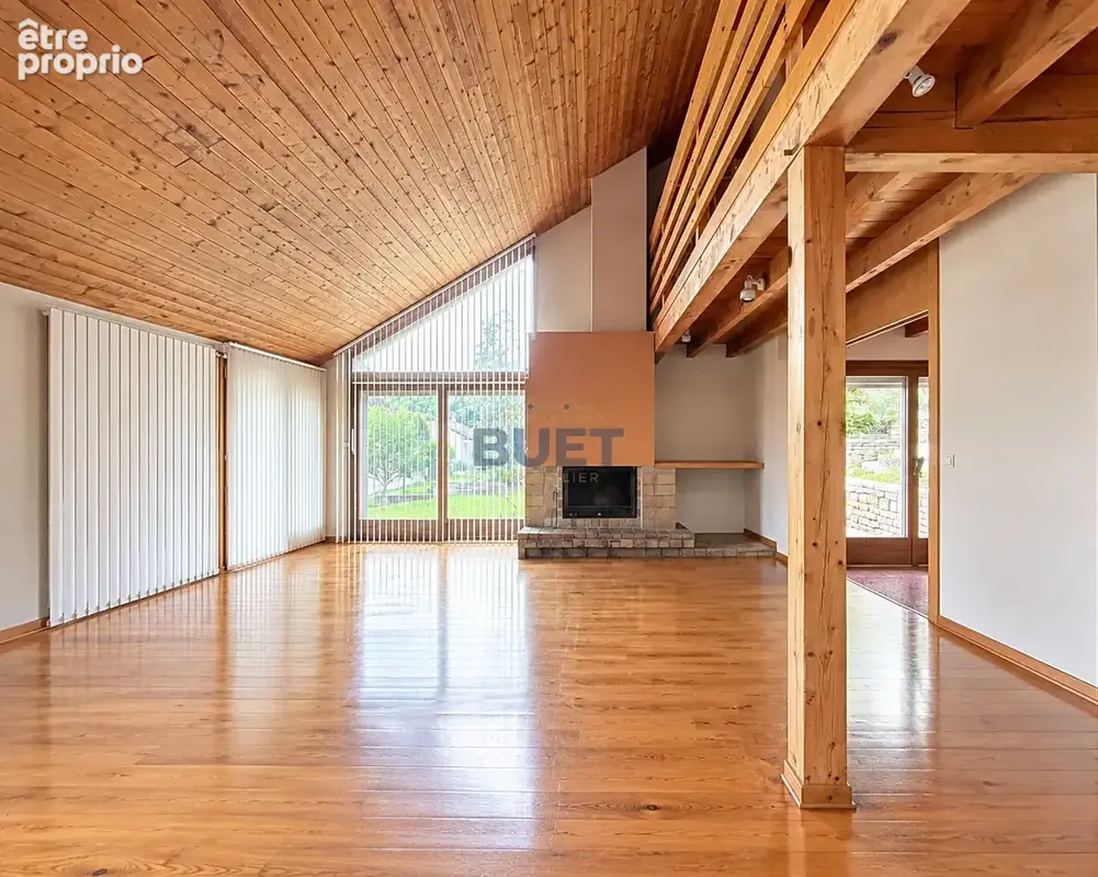 Photo Maison à Corcelles-Les-Monts au prix de 400 000€