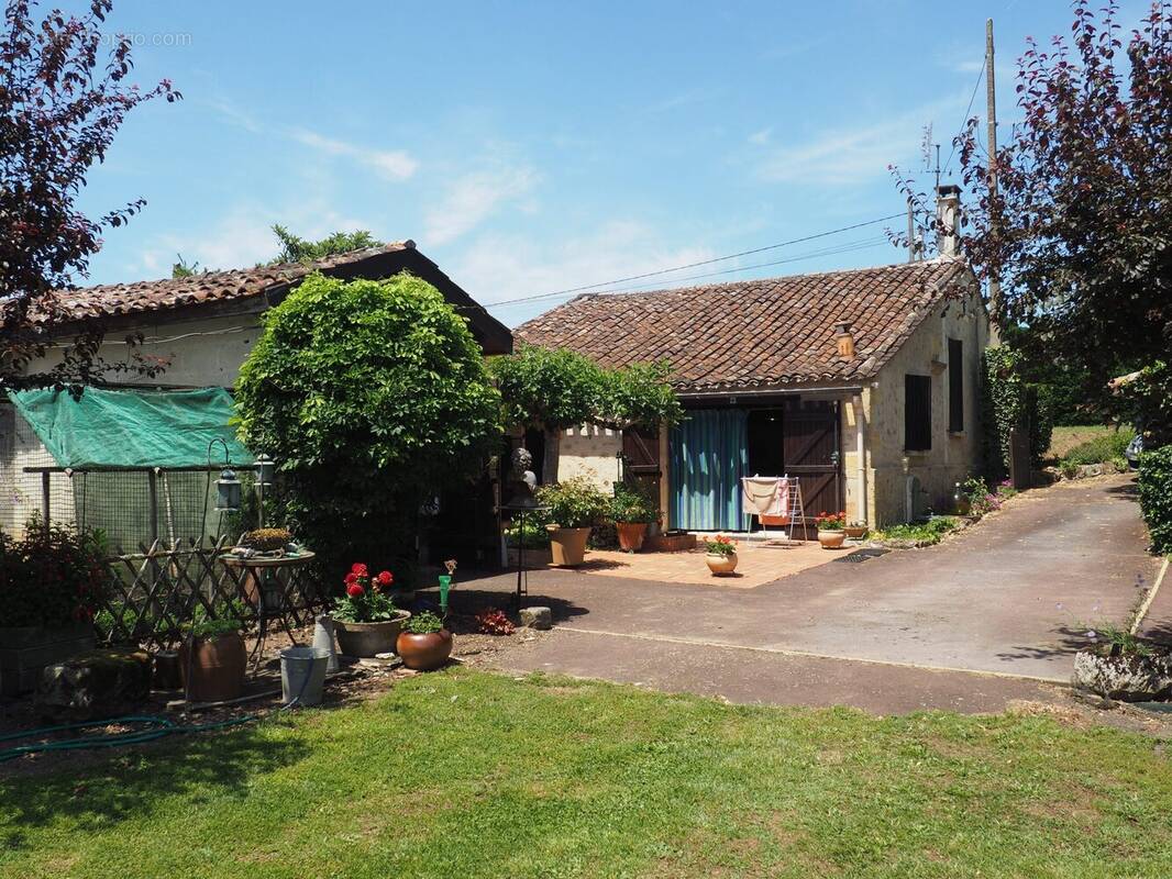 Maison à VELINES