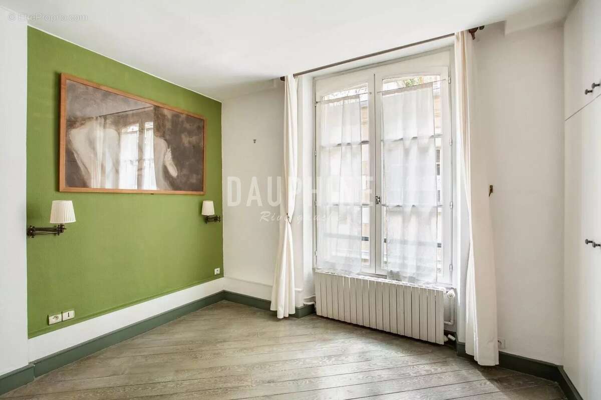 Appartement à PARIS-6E