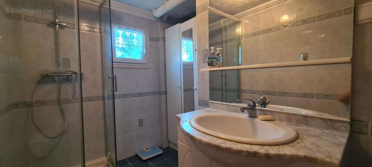 Maison Saint Martin Belle Roche 5 pièce(s) 132 m2 - photo 14